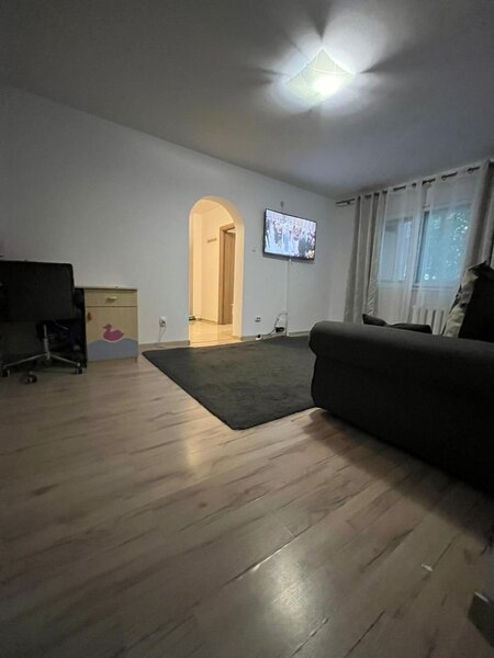 Stefan cel Mare, Lizeanu, Obor, 8 minute metrou