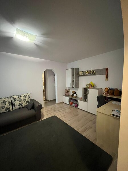 Stefan cel Mare, Lizeanu, Obor, 8 minute metrou