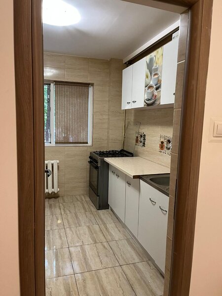 Stefan cel Mare, Lizeanu, Obor, 8 minute metrou